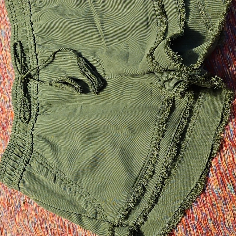 LOFT Olive Green Women's Lyocel Shorts - Picture 3 of 10